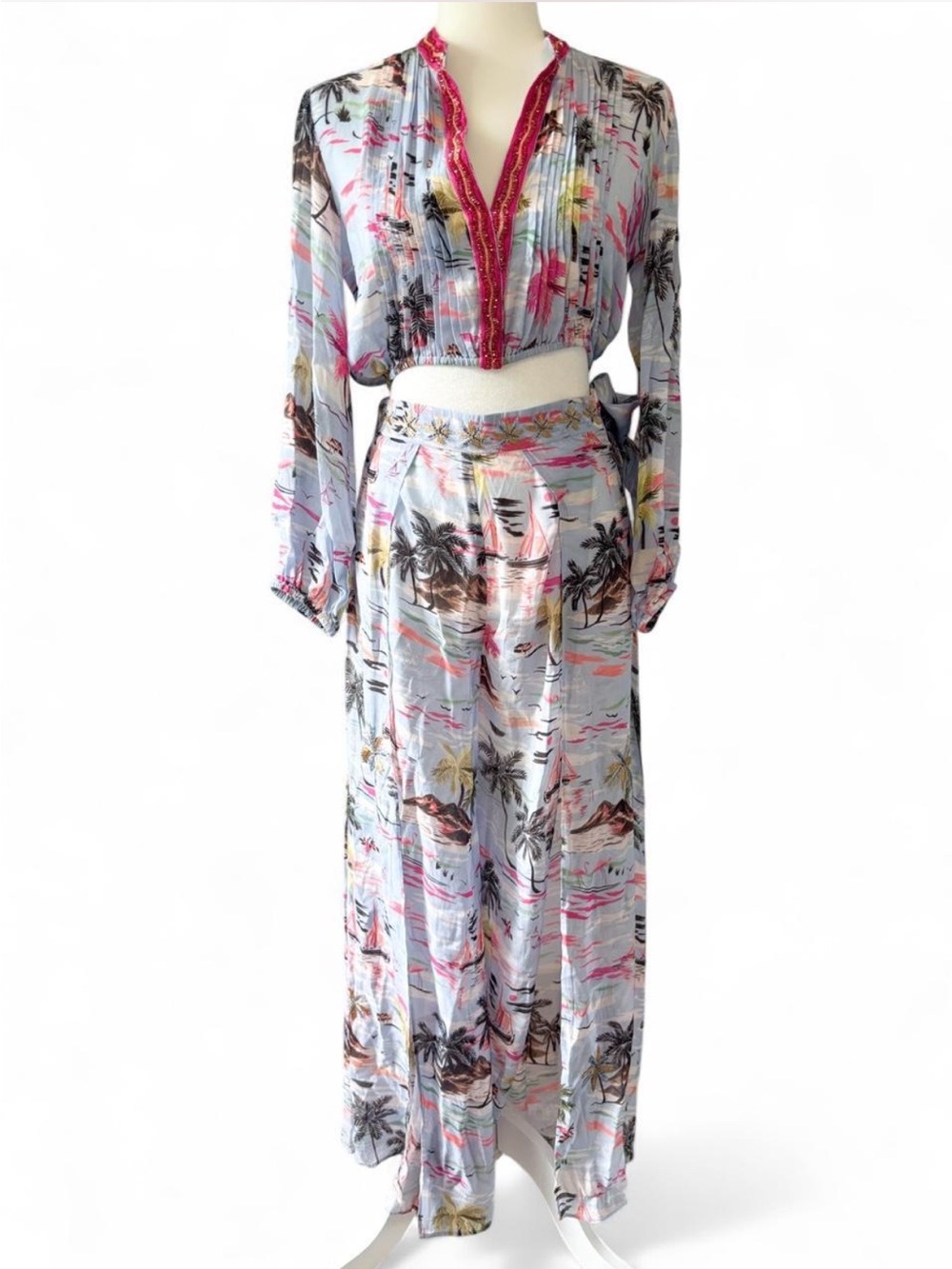 NWT TAJ by Sabrina Crippa Light Blue Tropical V-Neck Two-Piece Set Sz S Luxury